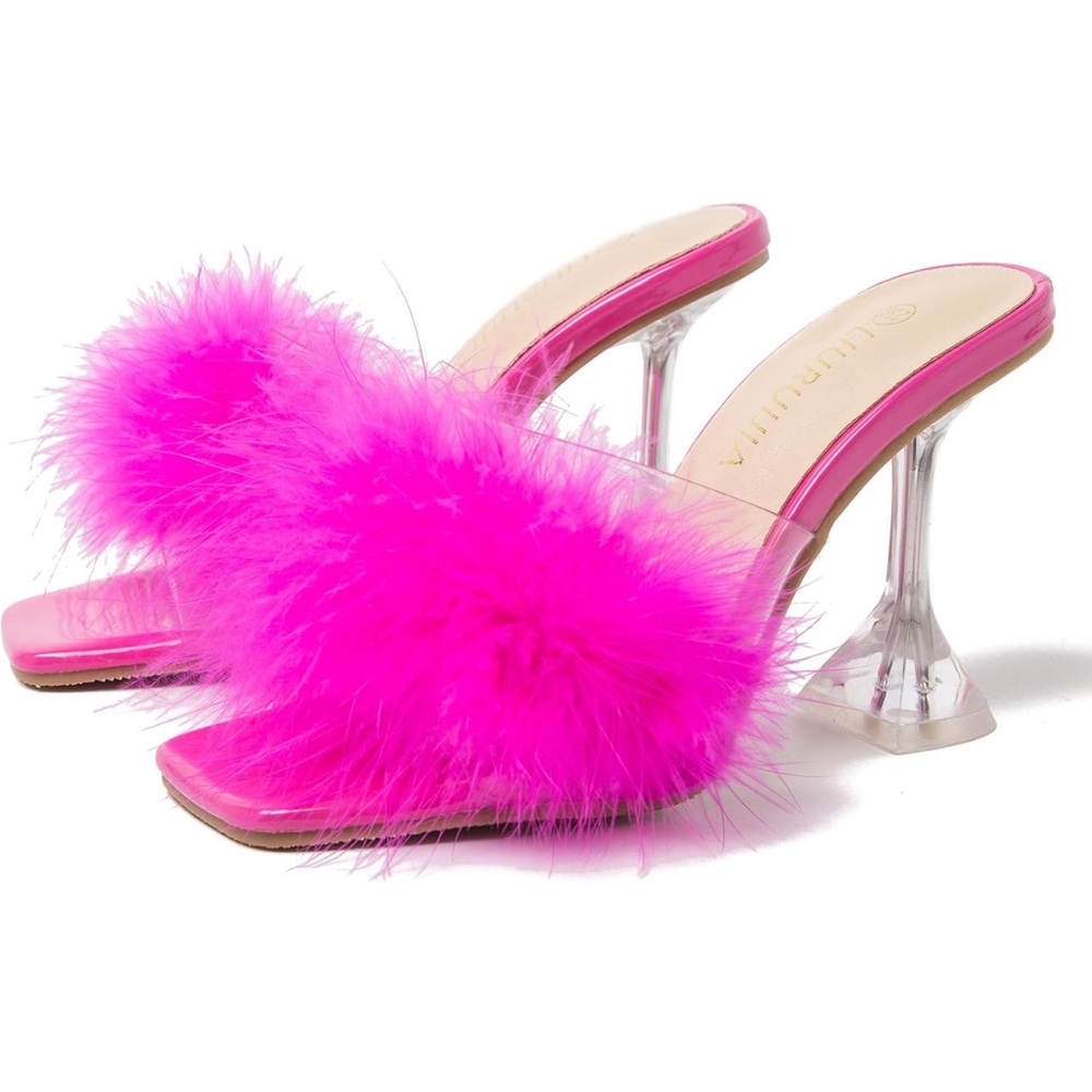 Hot Pink Heels 👠